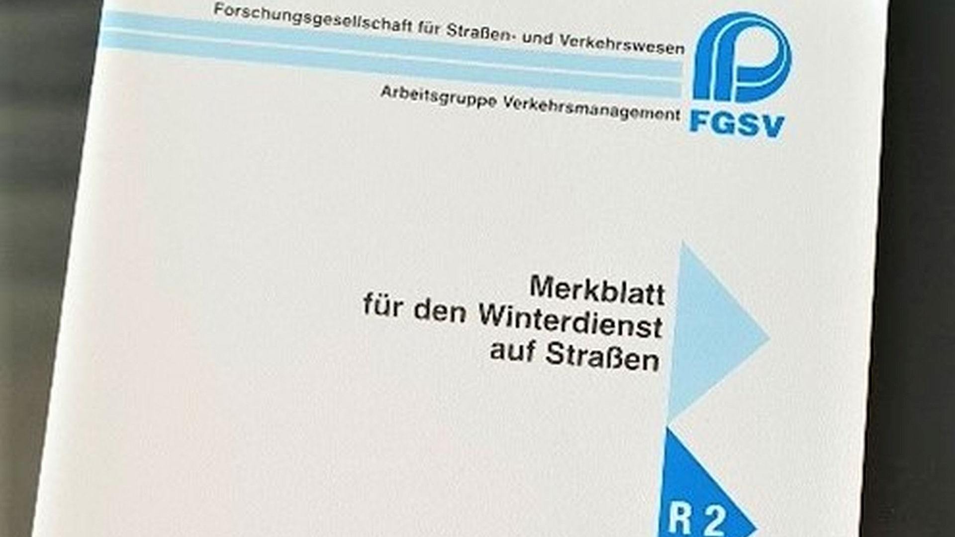Welche Neuerungen beinhaltet das neue Merkblatt für den Winterdienst auf Straßen?