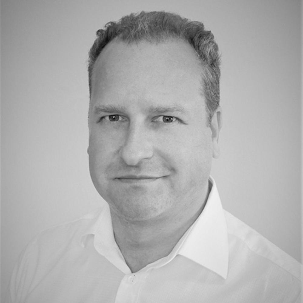 Dr. Gernot Pehnelt