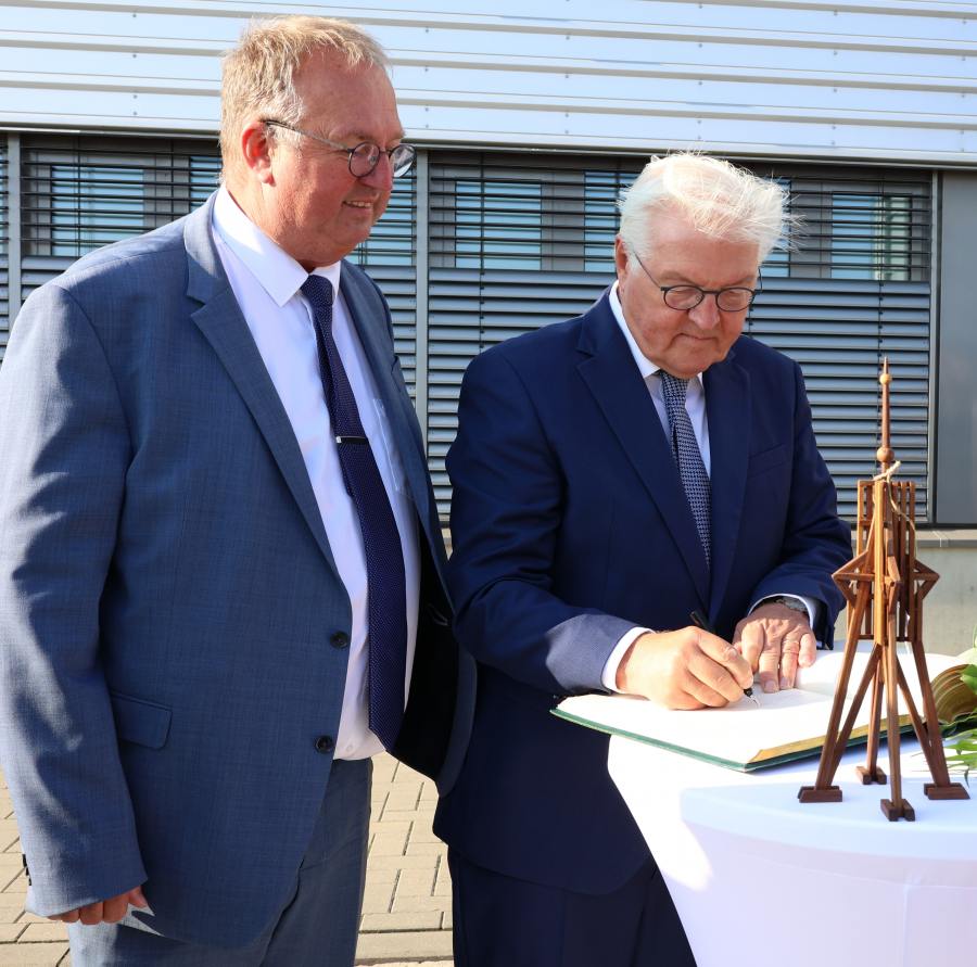 Bundespräsident Frank-Walter Steinmeier besucht Siemens Gamesa in Cuxhaven – Ein Zeichen für die Energiewende