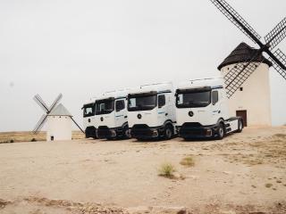 43-fache Power: A.M.A. aus Spanien setzt auf den neuen Mercedes-Benz Actros L ProCabin - Image