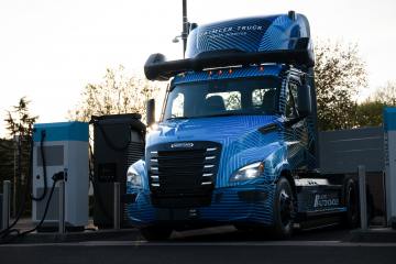 Selbstfahrender batterieelektrischer Lkw: Daimler Truck präsentiert autonomen Freightliner eCascadia Technologieträger - Image